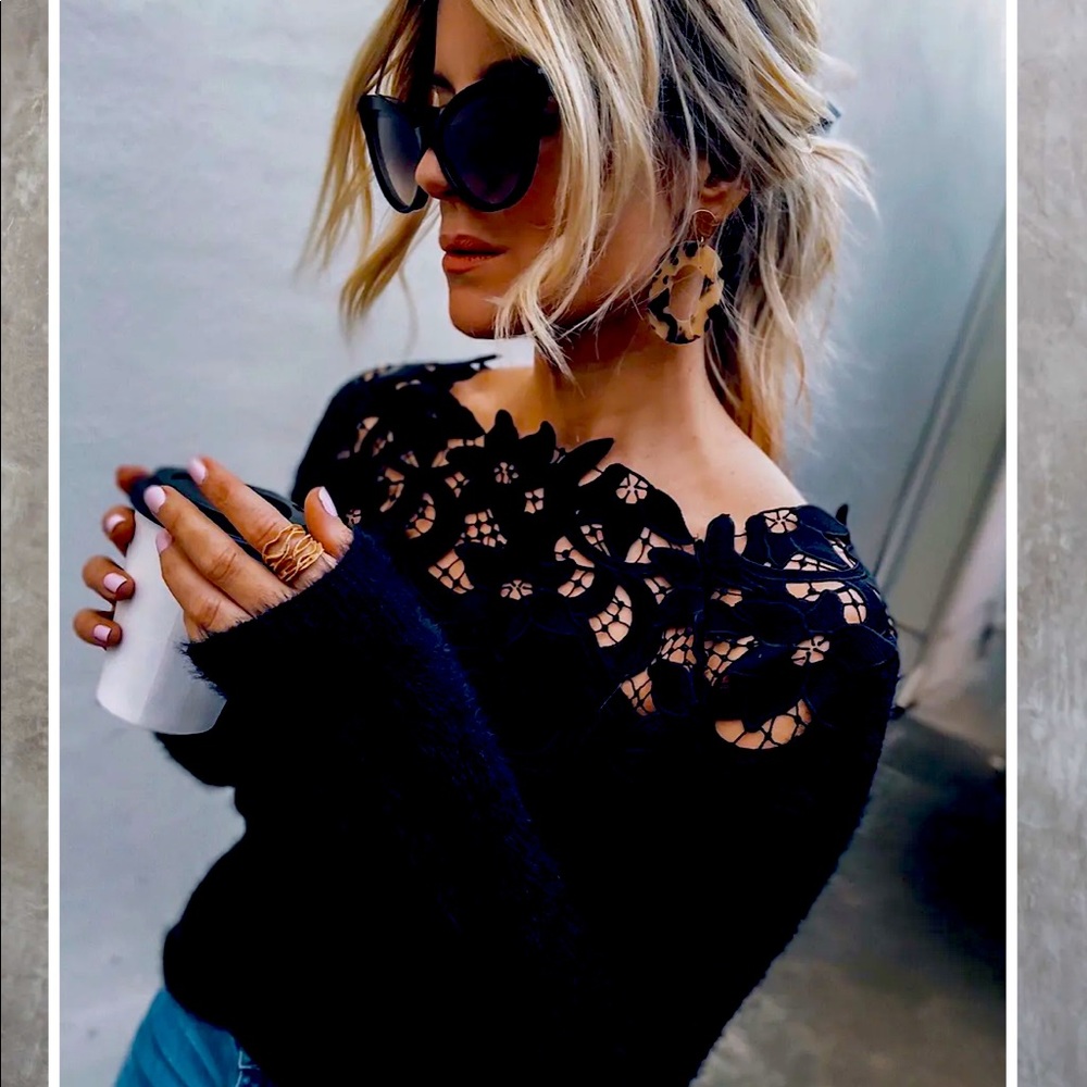 VICI NWT 🤩 SINCERELY YOURS KNIT SWEATER